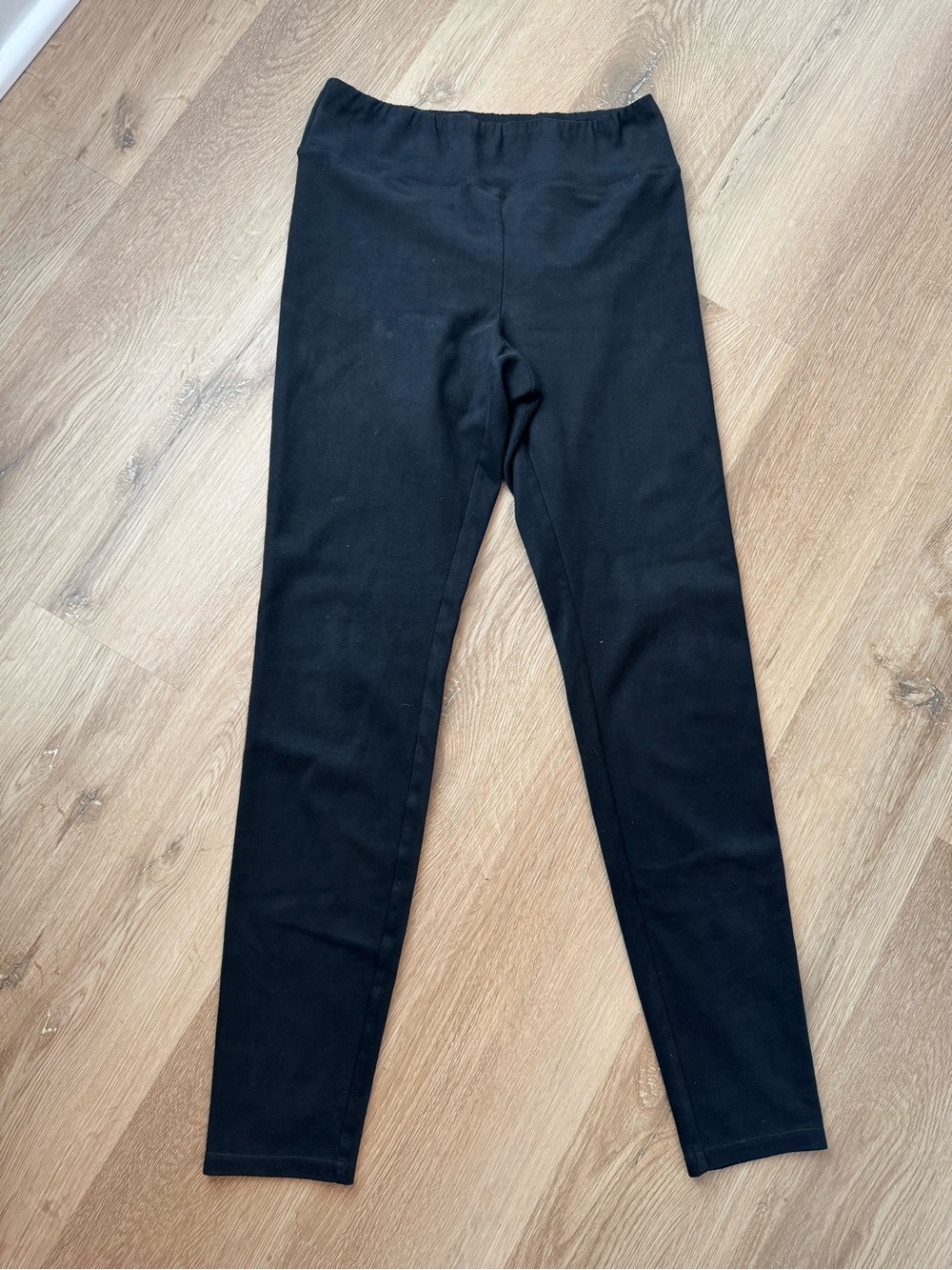Wilfred Black Suede Leggings